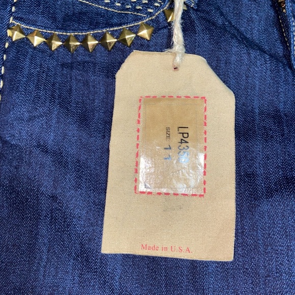 Dark Blue Made In America Studded Jeans With Tan Western Style Stitching - Picture 8 of 9